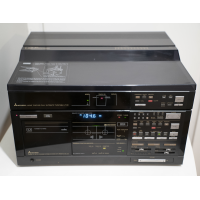 Mitsubishi DA-L90 / LT-90 - Receiver med kassettväxlare (7) och linjär skivspelare