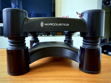 Högtalarstativ IsoAcoustics ISO-200