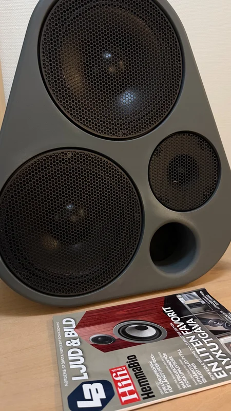 Enkl Sound ES1 kraftfull partyh&ouml;gtalare - Bild 2 av 3