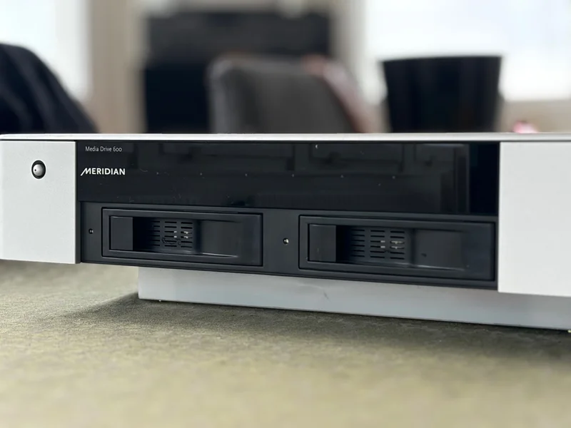 Meridian Mediadrive 600 - Bild 8 av 9