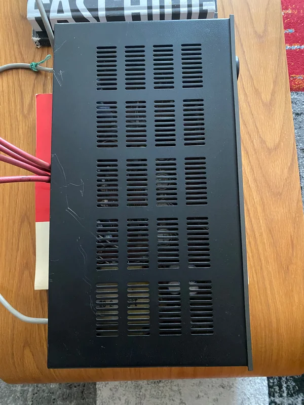 NAD 3020 - Billede 2 af 3
