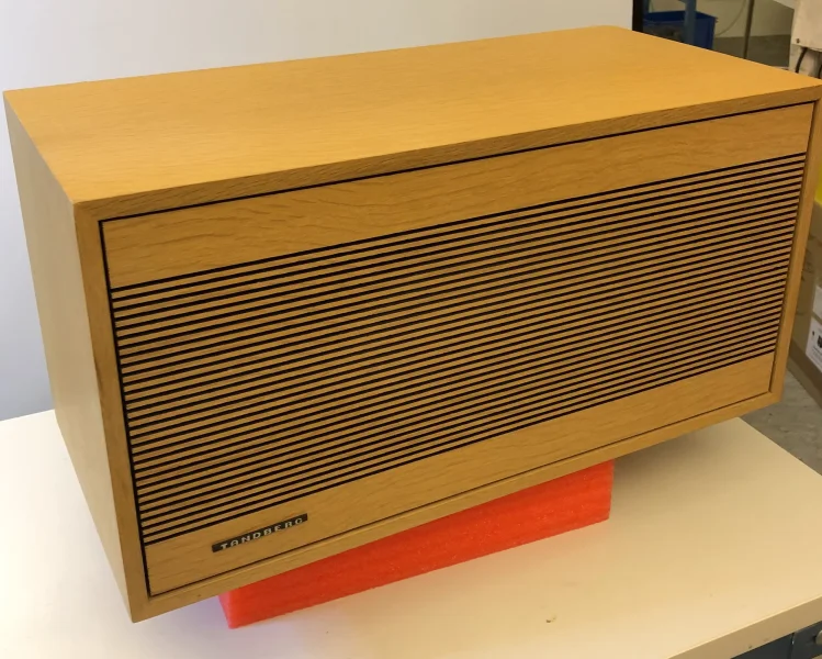 Tandberg h&ouml;gtalare i toppskick  - Bild 5 av 8