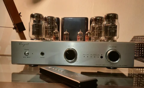 Cayin CS 55A KT-88 s&auml;ljes ev bytes