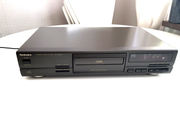 Technics SL-PG370A  CD-Spelare