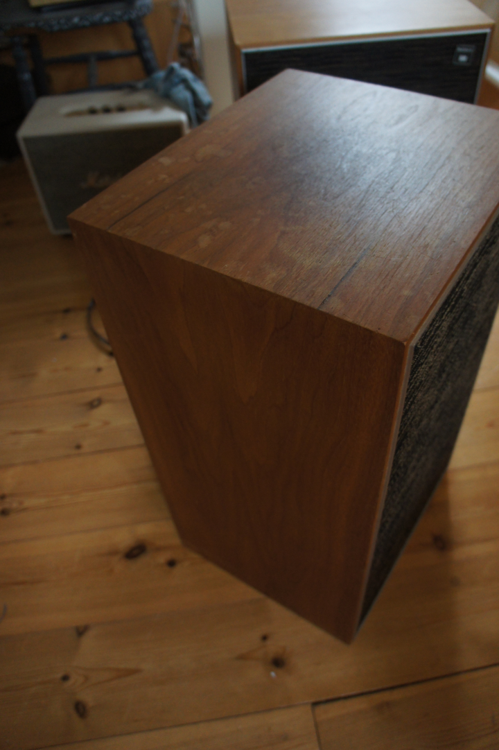 Sony SS 3200 premiumhögatalare fr 1972 bestyckade m Seas element 