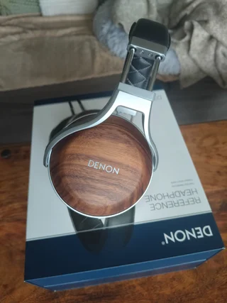 Denon AH-D7200