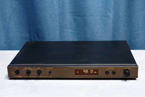Technics ST9038