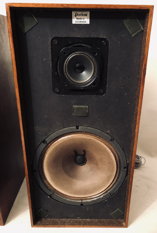 Danska nyrestaurerade högtalare i absolut toppskick  - Bild 5 av 9