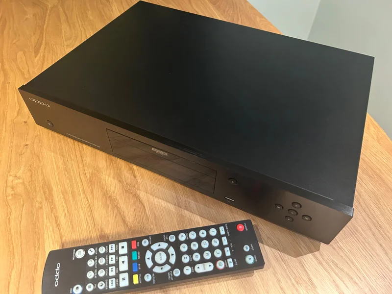 OPPO UDP-203 4K Ultra HD Blu-ray spelare - Bild 1 av 8