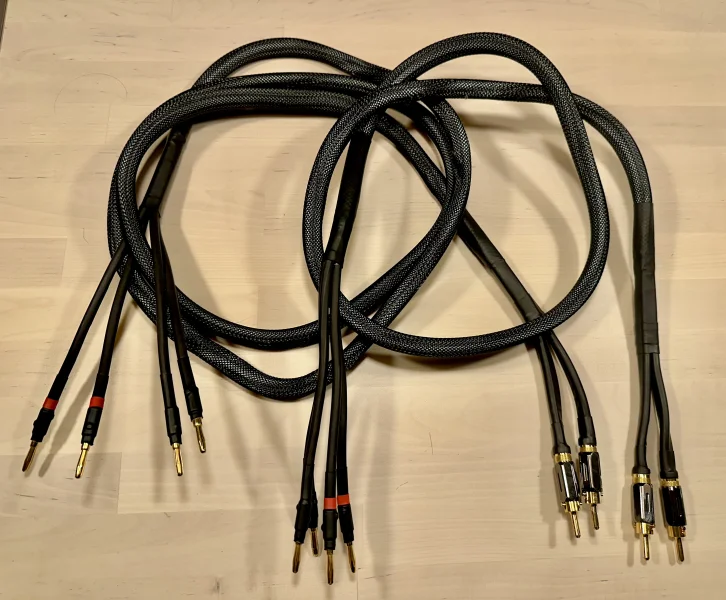 Fint terminerade kablar f&ouml;r bi-wire - Bild 1 av 7