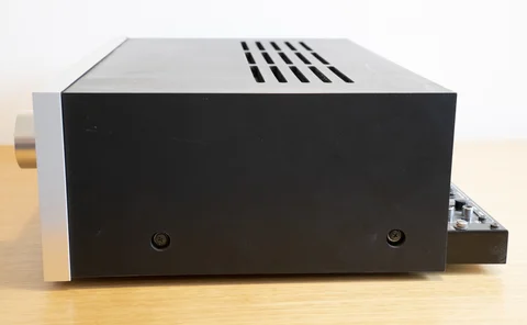 Hitachi SR-603 AM/FM Stereo Receiver (1977-78)