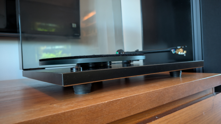 Rega P2 