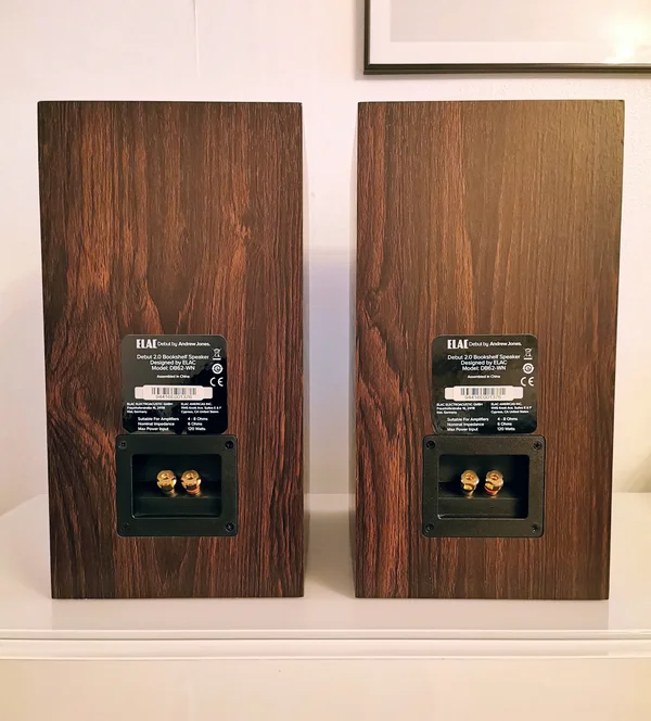 ELAC Debut 2.0 DB62 Valnöt ELAC Debut 2.0 DB62 Valnöt - Bild 4 av 4