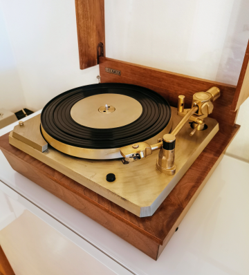 Empire Troubador 598