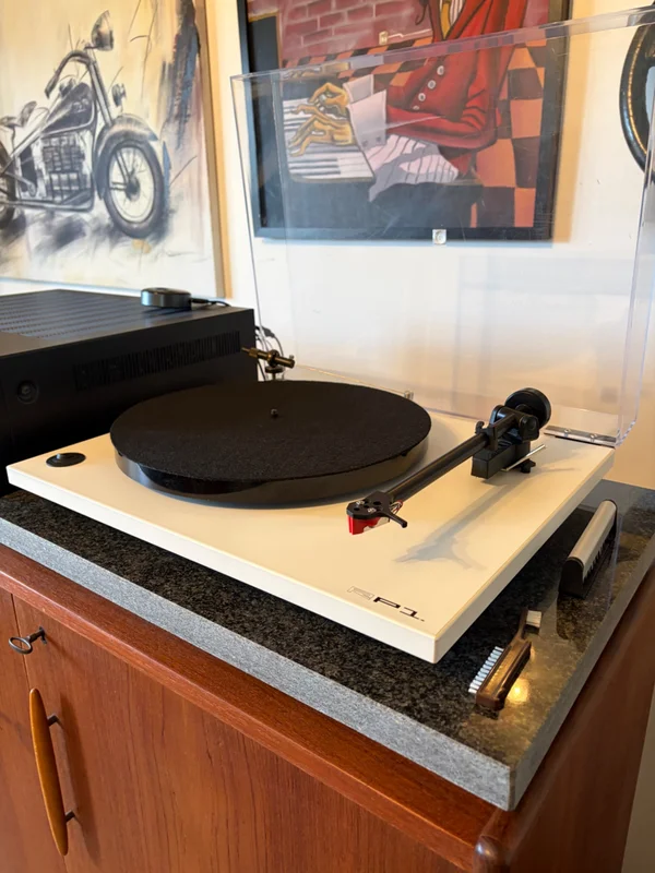 Rega RP1 med perormance pack - Bild 3 av 5