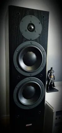 Dynaudio Focus 220 II