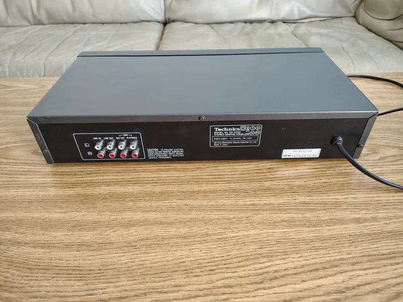Technics SH-Z250 Equalizer i bra skick - Bild 2 av 4