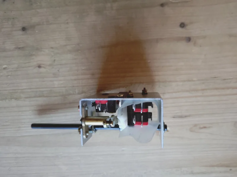 REVOX  A77 Huvudbrytare - Bild 1 av 3