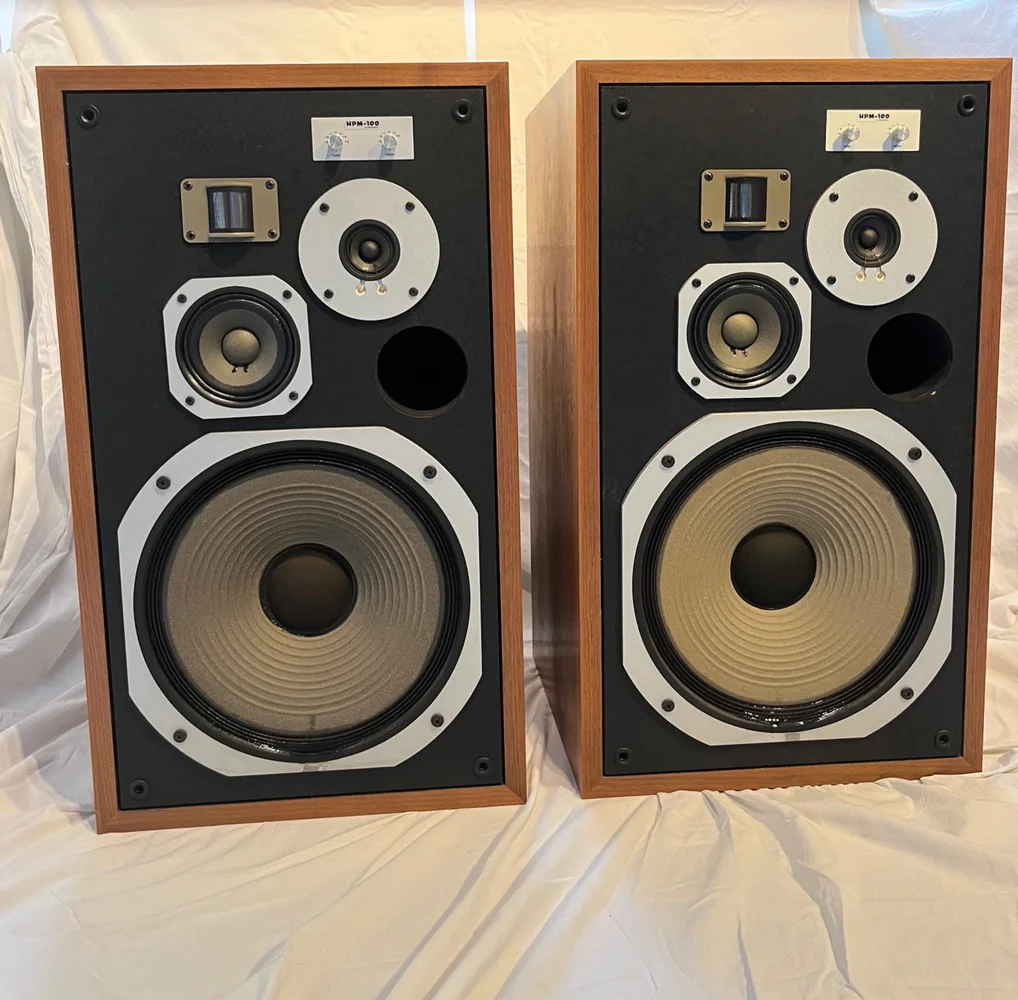 High end grejer High end grejer - Bild 2 av 19