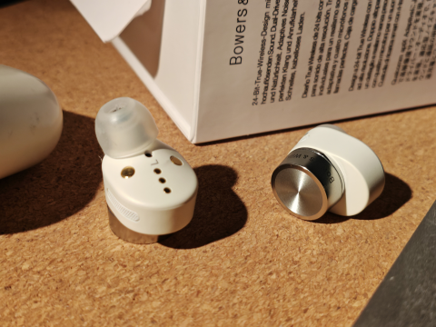 Bowers & Wilkins pi7 s2