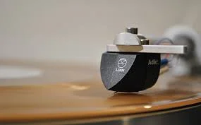 Linn Adikt 3 spelad 50 timmar Demo