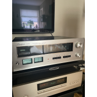 Accuphase T-101
