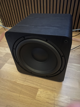 SVS SB1000 pro i nyskick säljes