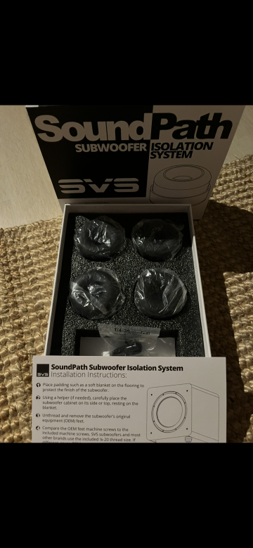 SVS SB300 subwoofer med soundpath dämpfötter