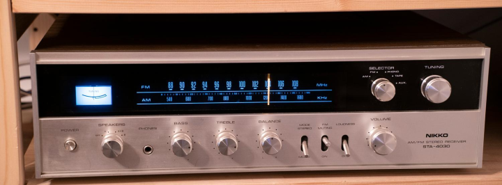 Nikko STA-4030 AM/FM Stereo Receiver (1974)