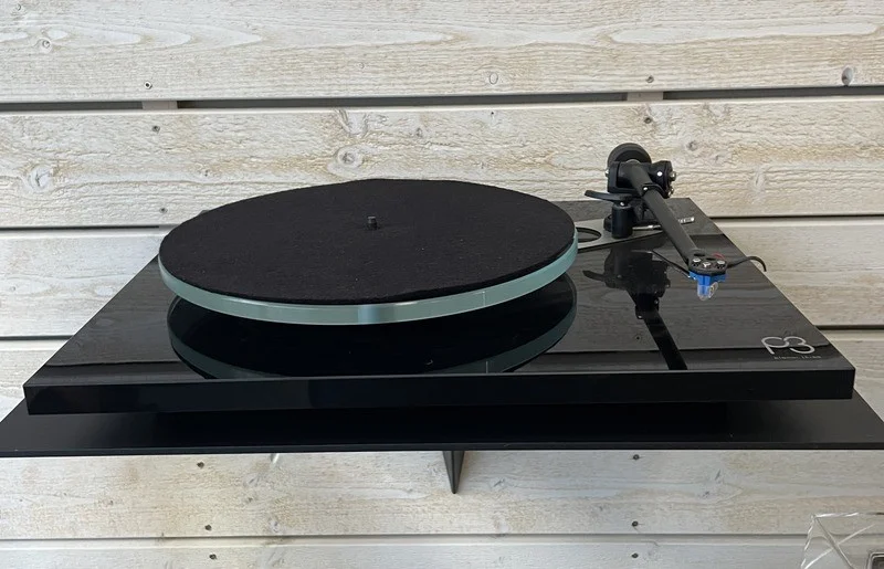 Rega Planar 3 - Bild 1 av 2