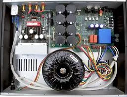 Lyngdorf SDA 2175 slutsteg - Bild 1 av 2