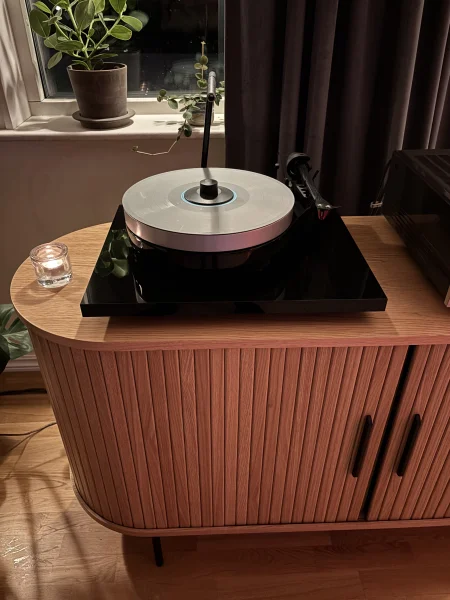 Pro-ject ground it e skivspelarplattform - Bild 1 av 2