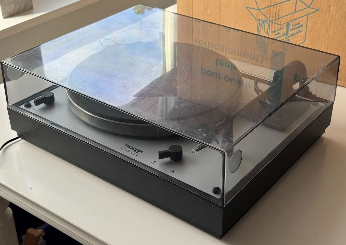 Thorens TD 166 Mk V &ndash; fullt fungerande kvalitetsskivspelare - Bild 2 av 16