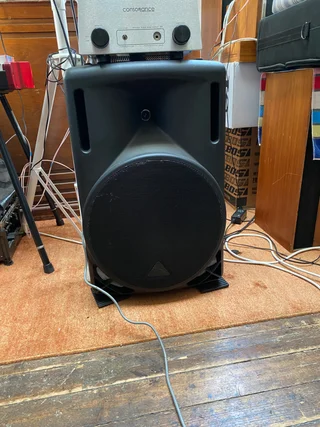 Behringer/Intelligent Sound