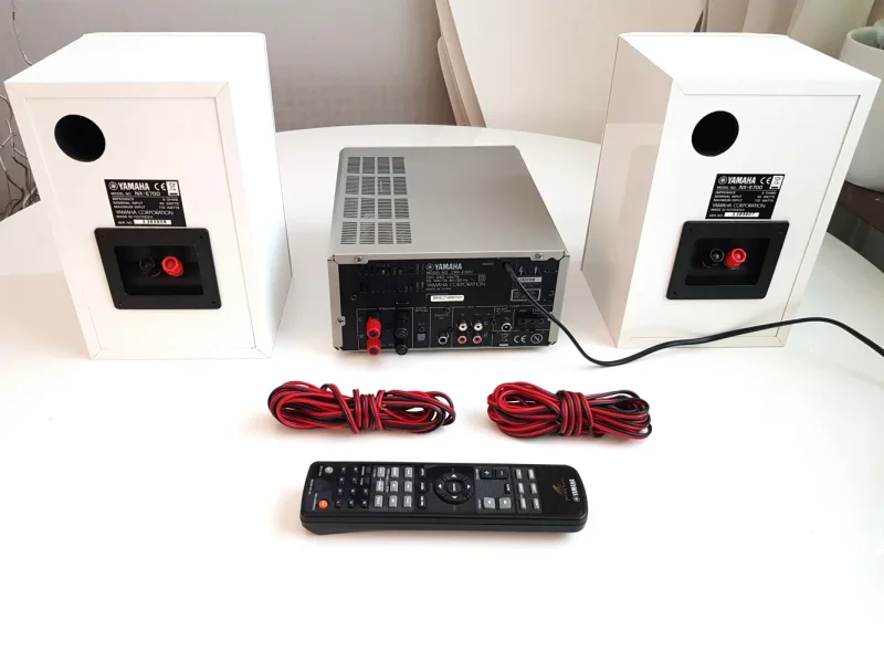 Yamaha MCR-E320 Ljudsystem / CD-Receiver - Bild 19 av 20