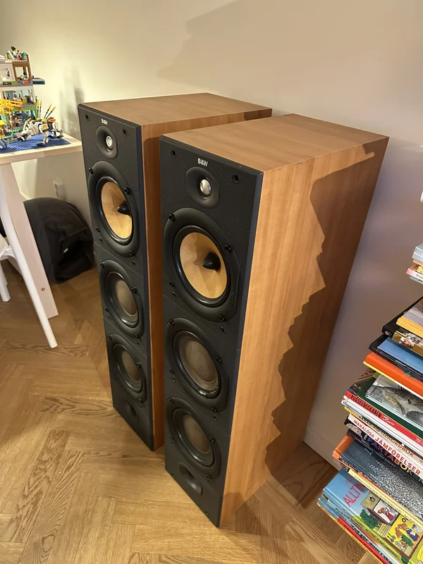 B&W DM 604 s2 - Stabila golvh&ouml;gtalare - Bild 2 av 6