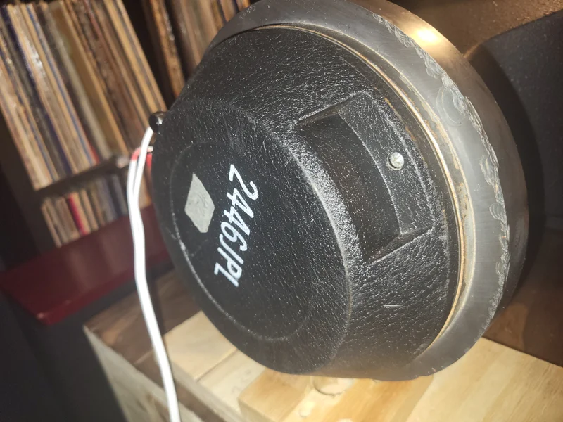 Altec Lansing + JBL L&auml;s noga! - Bild 11 av 16