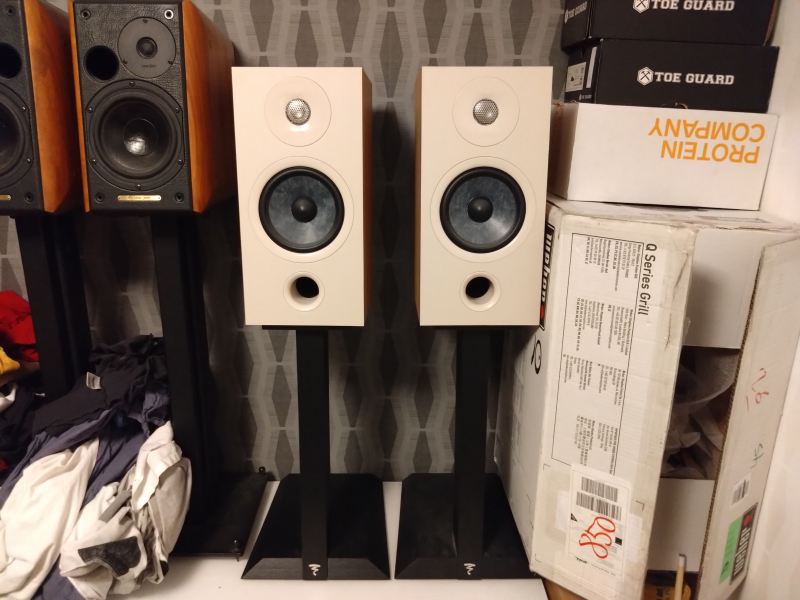 Focal Chora 806 - Bild 2 av 2