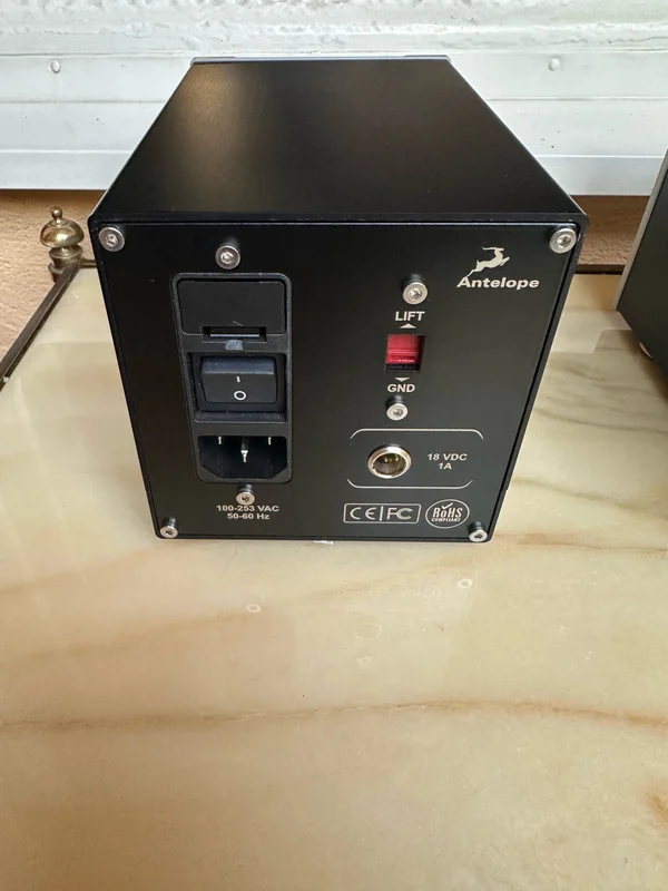 Antelope Zodiac Gold DAC/försteg med Voltikus PSU Antelope Zodiac Gold DAC/försteg med Voltikus PSU - Bild 5 av 8