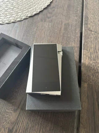 Astell & Kern SR25