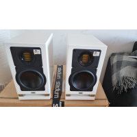 Elac BS 192.  System Audio Mantra 10