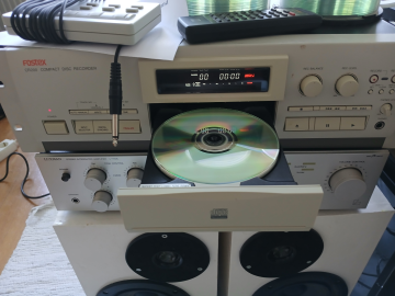 FOSTEX CR200 Professional CD Recorder