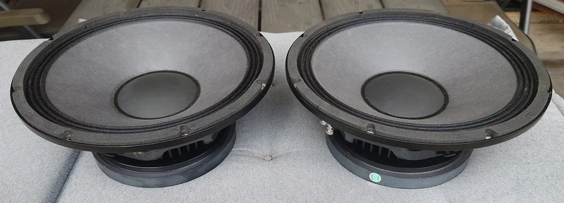 1par Eighteen Sound 12” 12W750 8ohm 1par Eighteen Sound 12” 12W750 8ohm - Bild 2 av 4