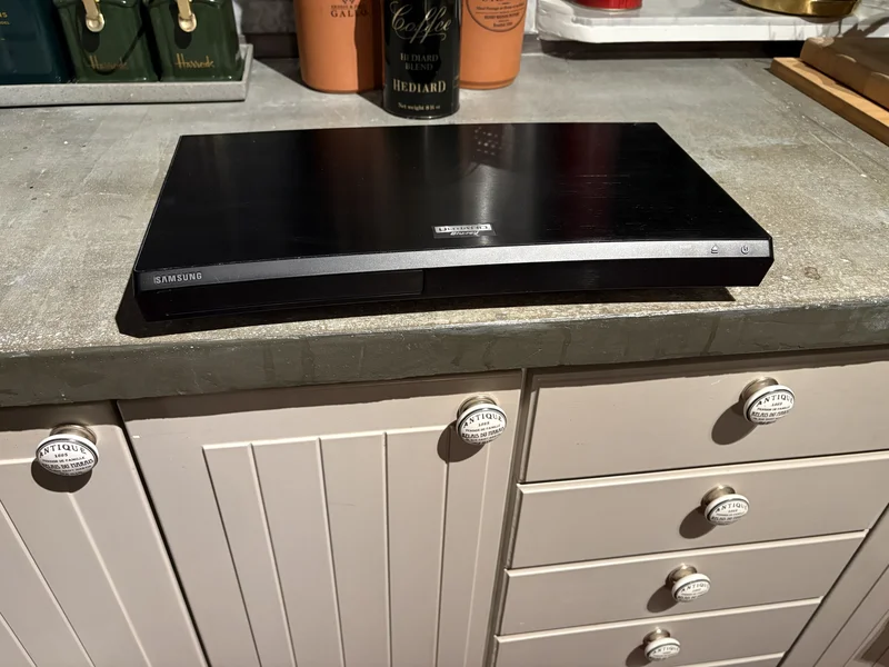 Samsung 4K UHD - UBD 9500 Blue Ray spelare - Bild 1 av 4