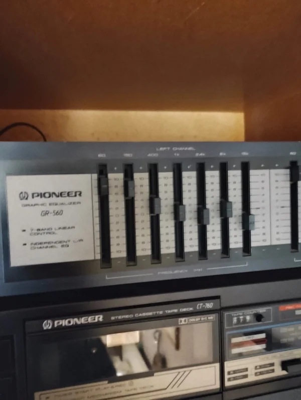 Knapp till Pioneer GR-560 Equaliser - Bild 5 av 6