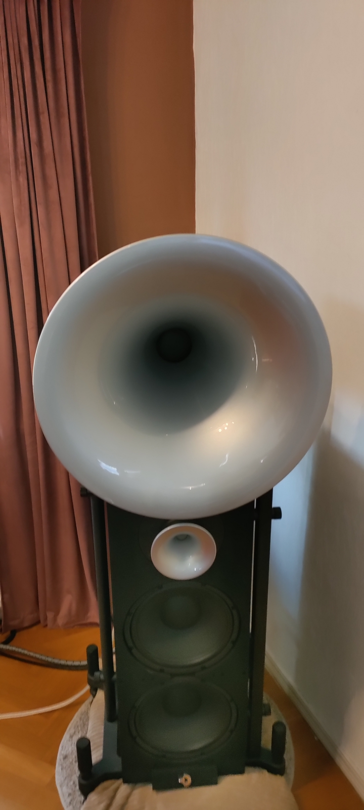  Avantgarde Acoustic UNO G2 .