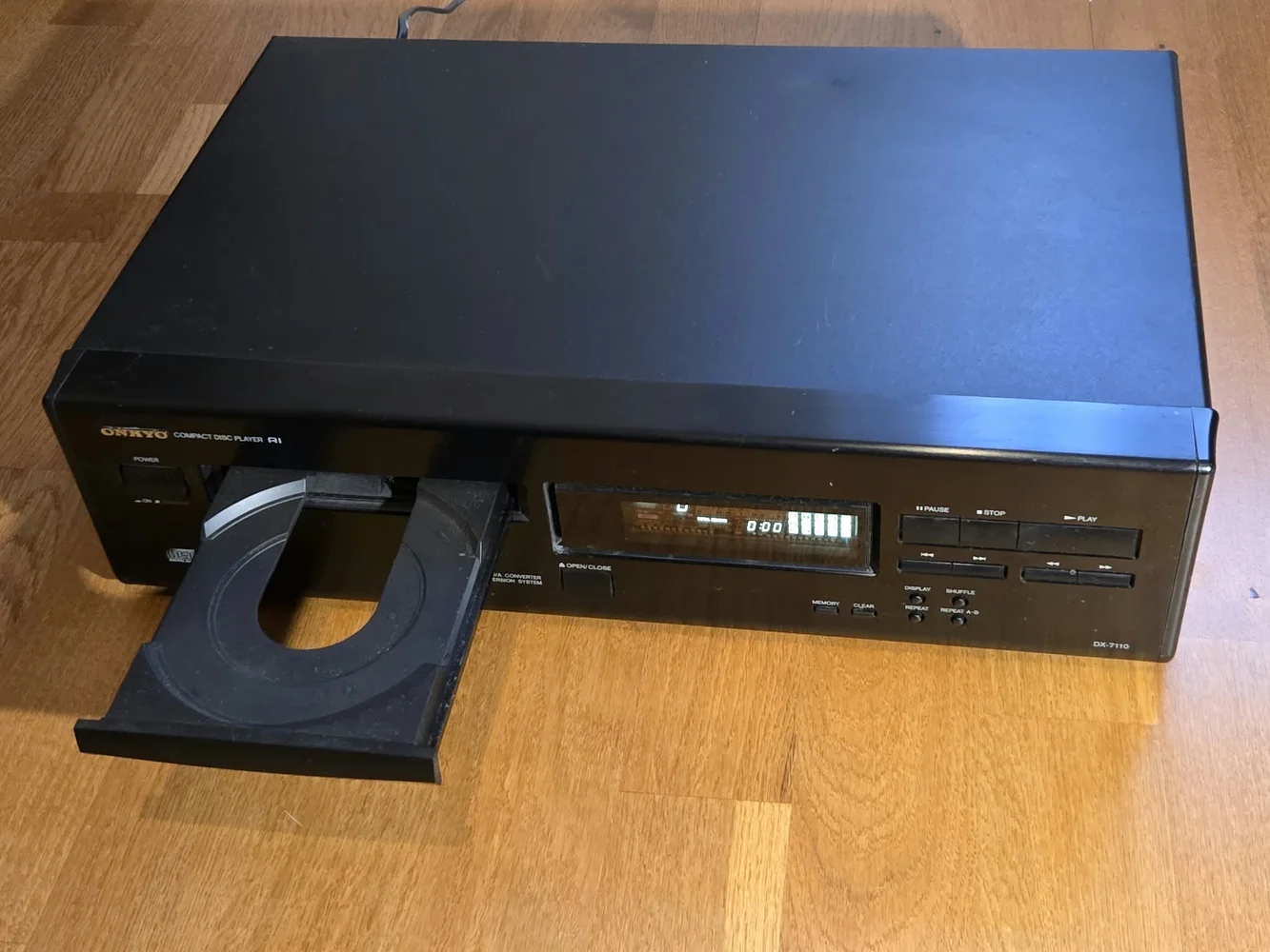Onkyo DX-7110 Onkyo DX-7110 - Bilde 2 av 3