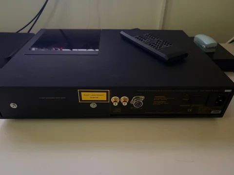 NAIM olive