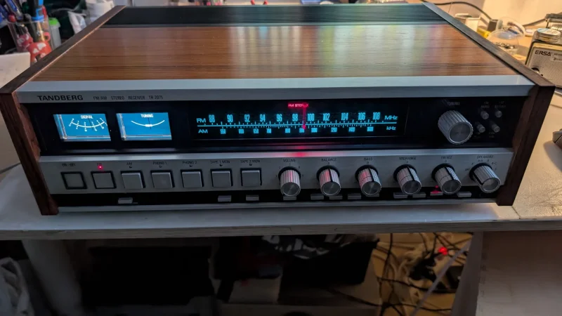 Tandberg TR2075 receiver - Bild 2 av 3