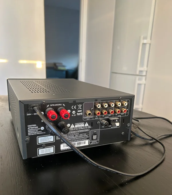 NAD f&ouml;rst&auml;rkare med cd och radio - Bild 2 av 2